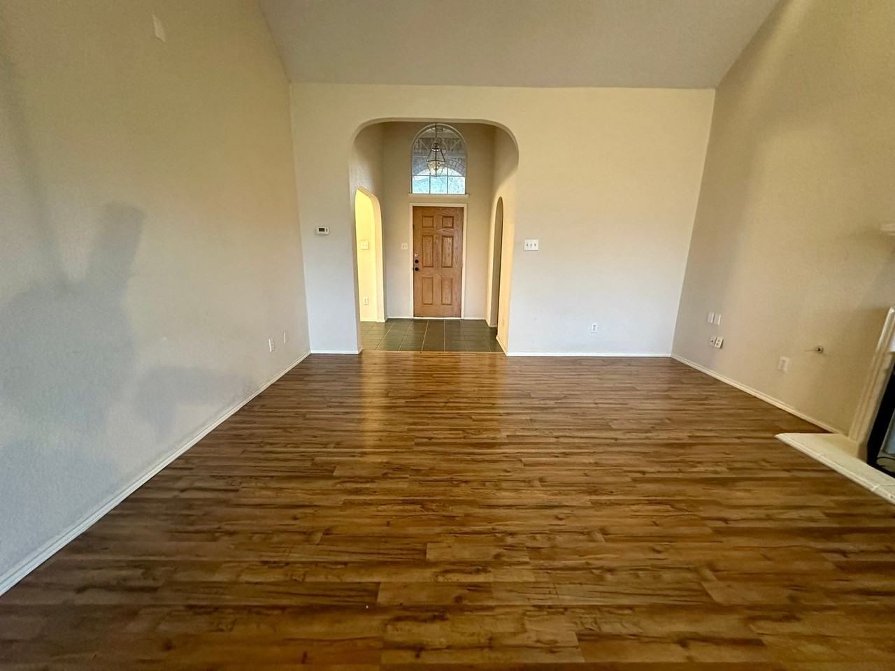 4721 Rincon Way - Photo 3 of 14