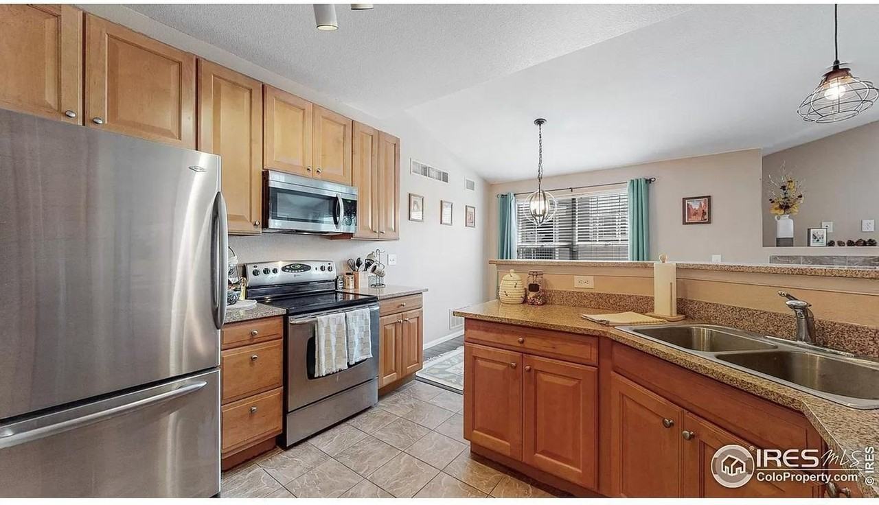 1450 Blue Sky Way - Photo 7 of 24