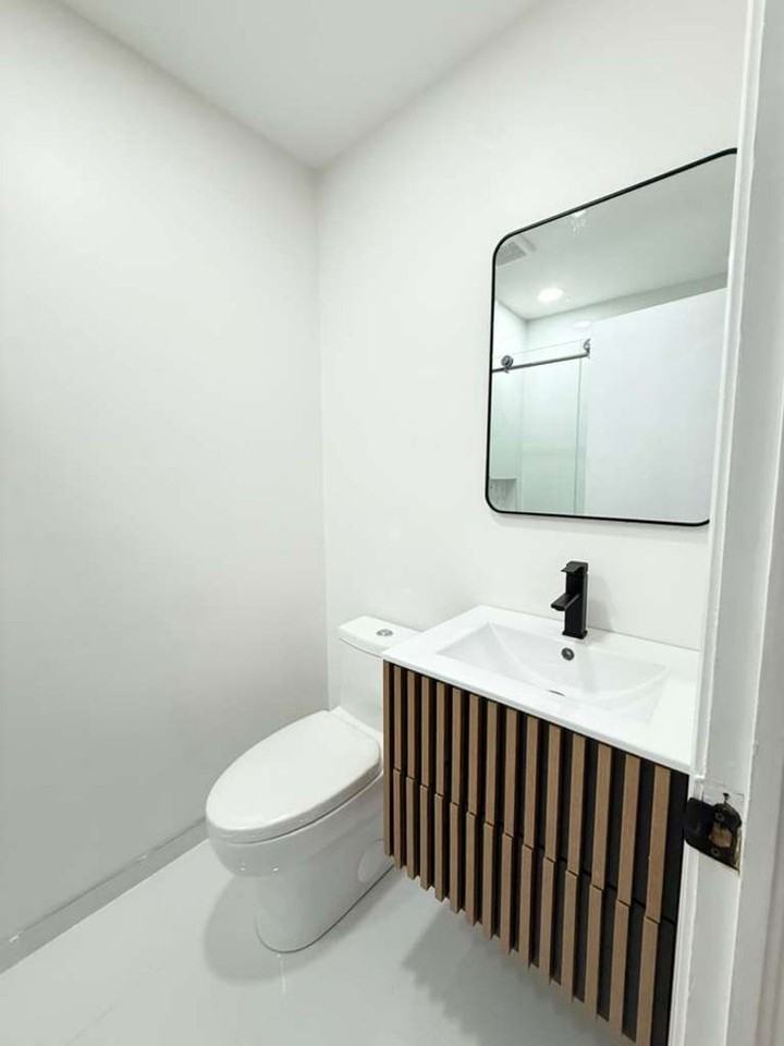 3527 Mayfair Rd - Photo 6 of 30