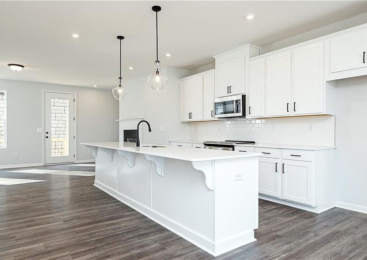 357 Skylar Way Se ##Se - Photo 2 of 12