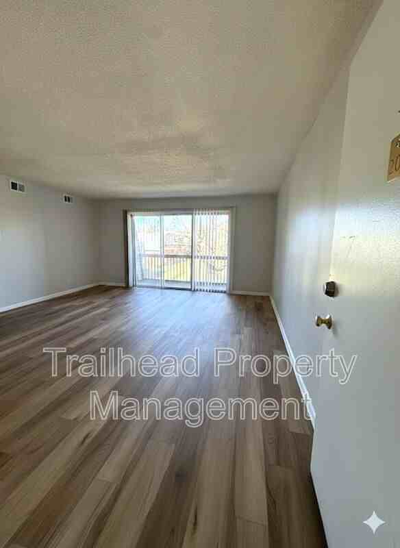 8440 Newton St #202 - Photo 5 of 20