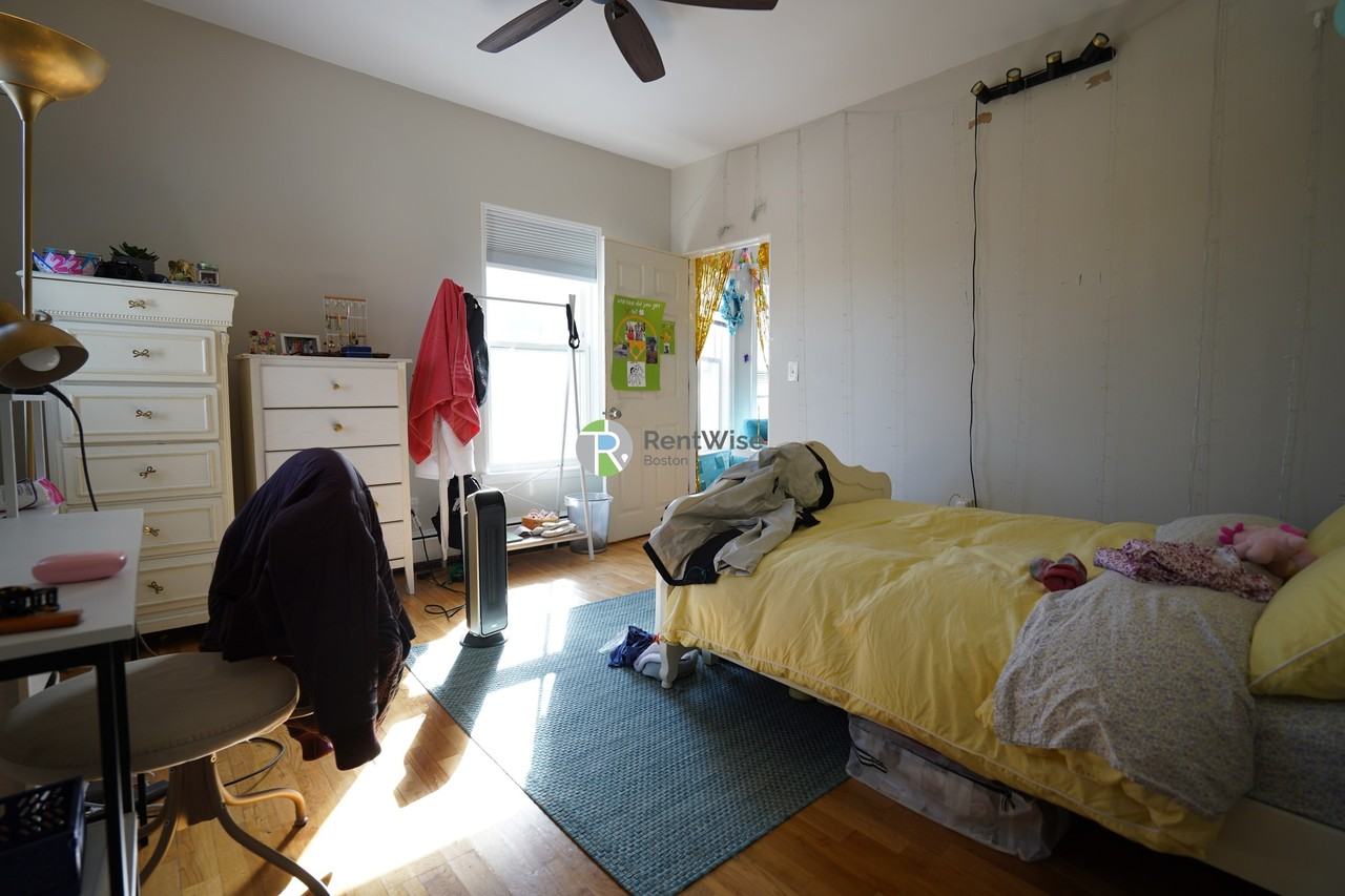 27 Emery St #2 - Photo 5 of 26