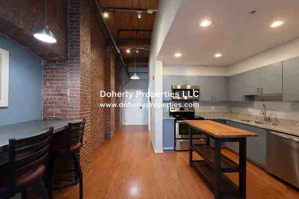 172 Middle St #108 - Photo 2 of 13