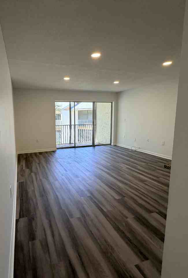 9940 7th Way N #204 - Photo 6 of 14