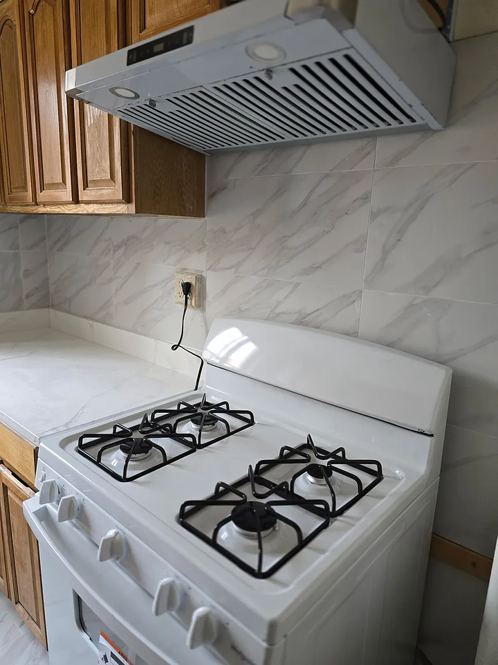 1959 Mcgraw Ave #2A - Photo 6 of 11