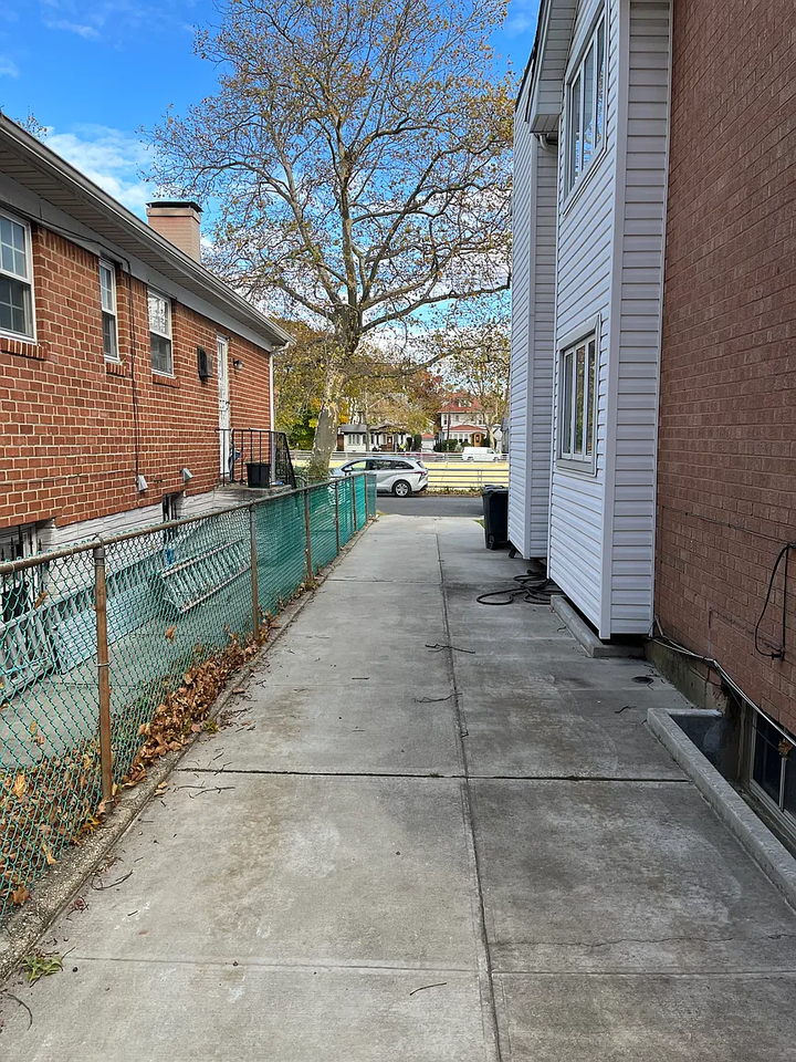 4012 Clearview Expy #2 - Photo 4 of 16