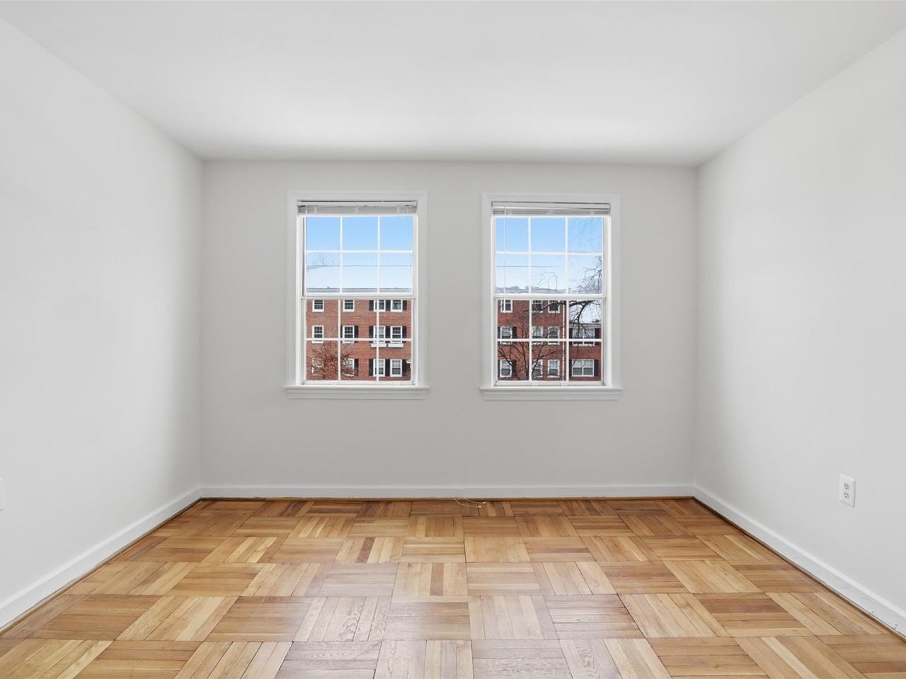 6622 10th St #B1 - Photo 6 of 43