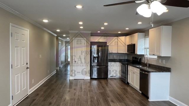 1447 21st St Se - Photo 2 of 29