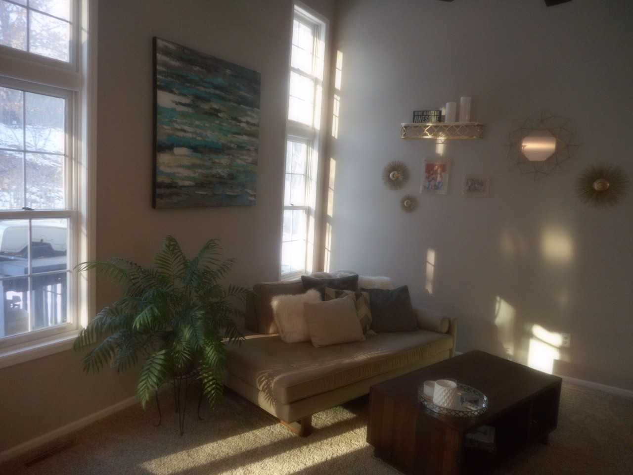 598 Eden Cir - Photo 4 of 17