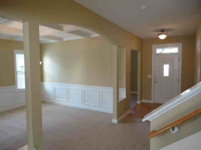 39 Rolling Meadows Dr - Photo 2 of 14