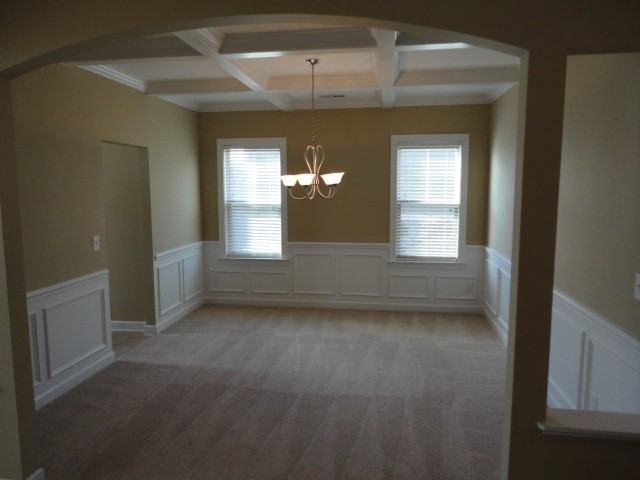 39 Rolling Meadows Dr - Photo 3 of 14