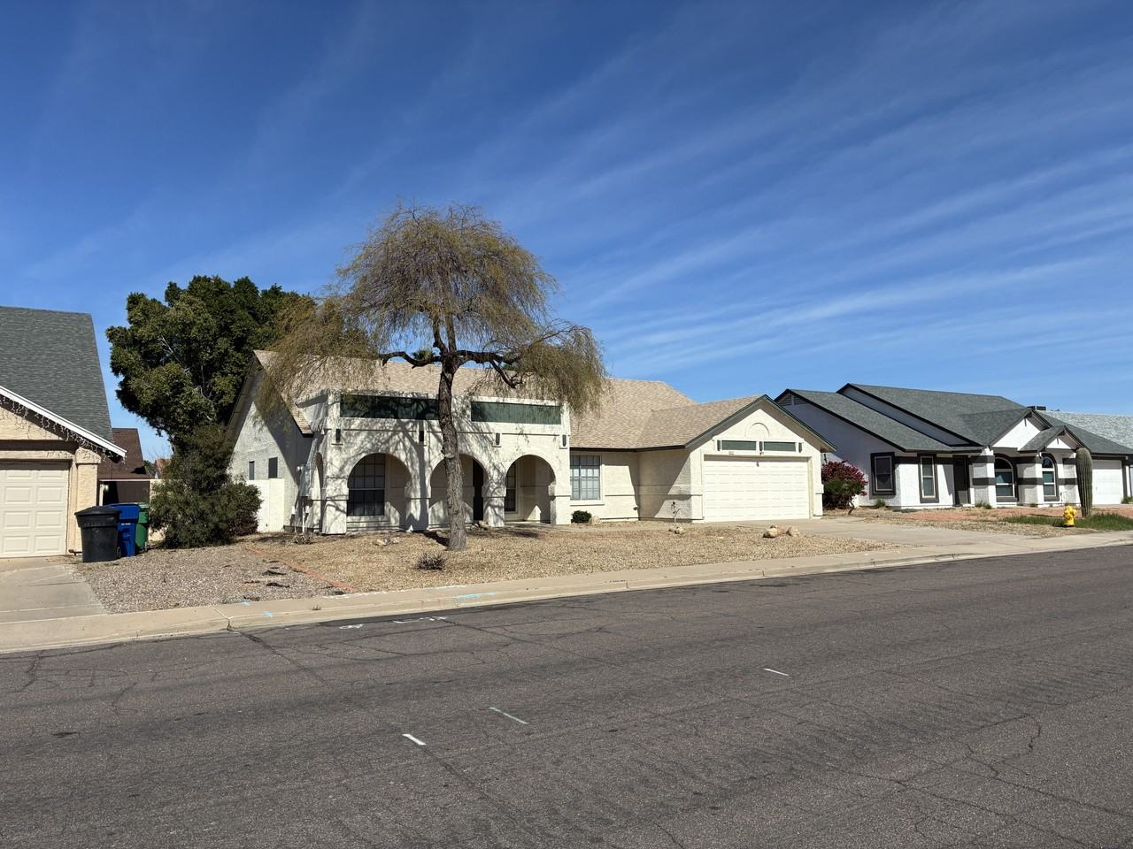 4918 E Princess Dr - Photo 2 of 44