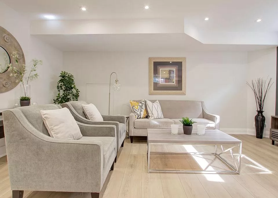 178 S Euclid Ave - Photo 2 of 11