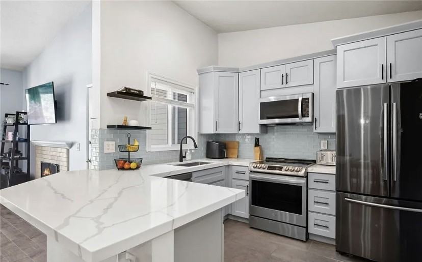 12042 Sylvan Riv #14 - Photo 4 of 12