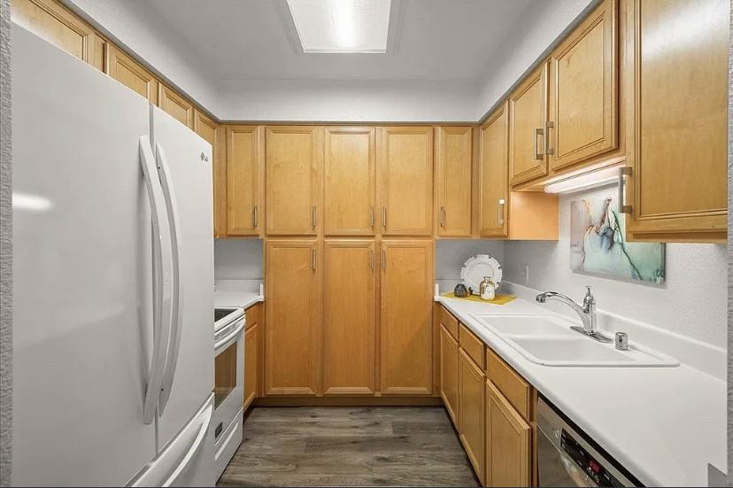 136 N 2nd St - Photo 5 of 12