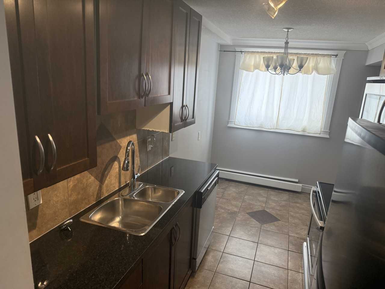 10701 127 St Nw - Photo 2 of 15