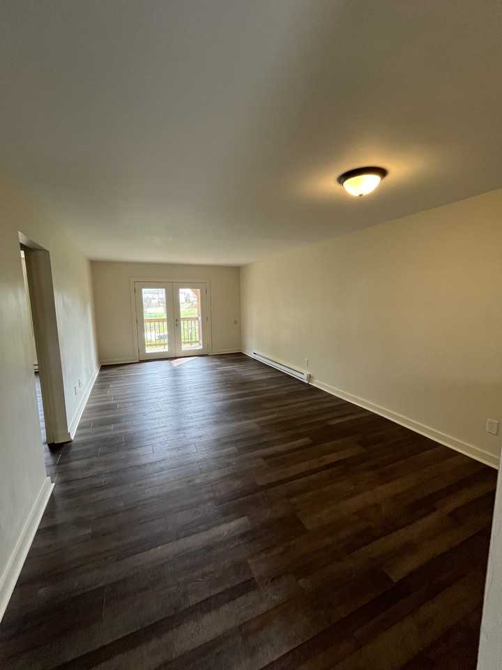 171 Leola St - Photo 3 of 11