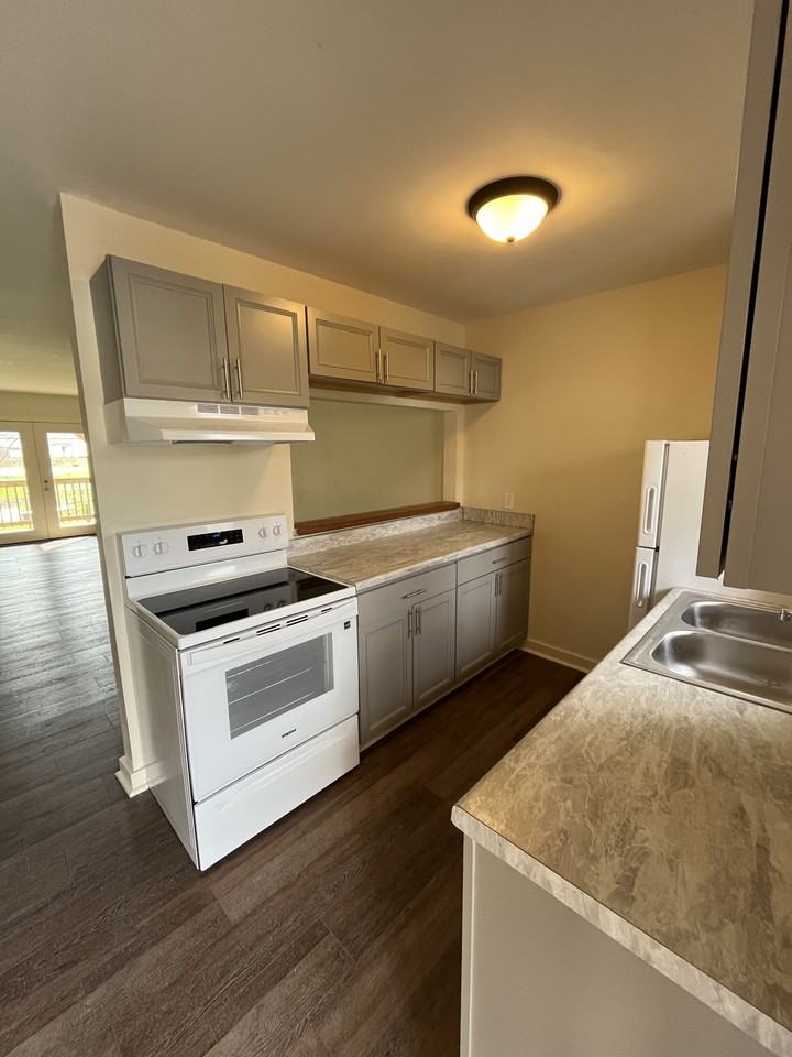 171 Leola St - Photo 2 of 11