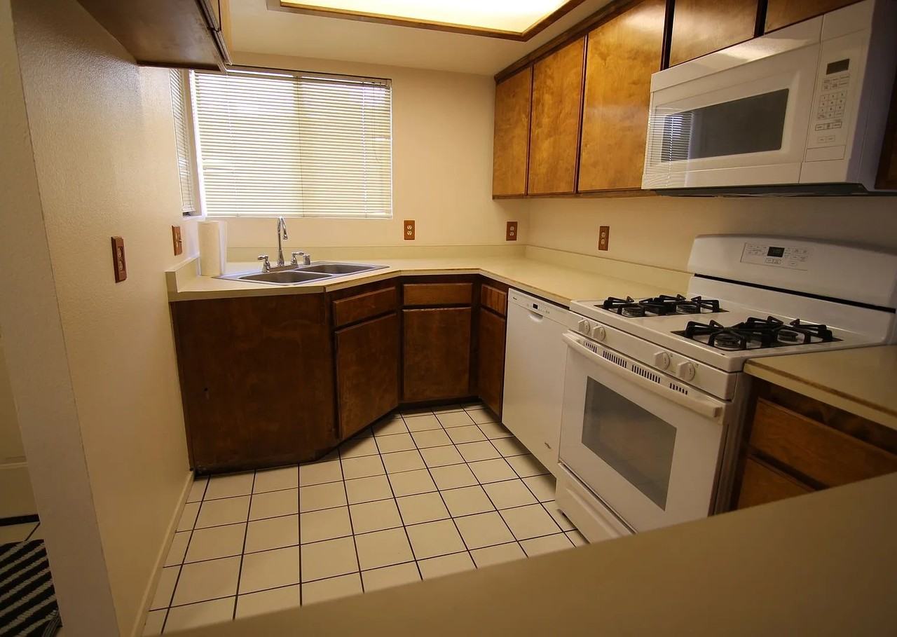 10710 El Camino Real #6 - Photo 3 of 10