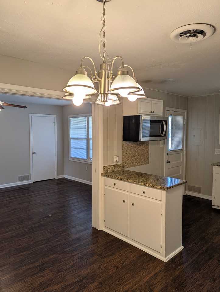 2716 Bilglade Rd - Photo 2 of 10