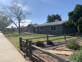 598 W Montrose Ave - Photo 1 of 1