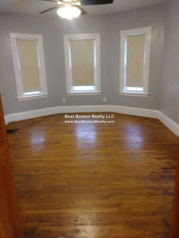 72 Clinton St #2 - Photo 2 of 6