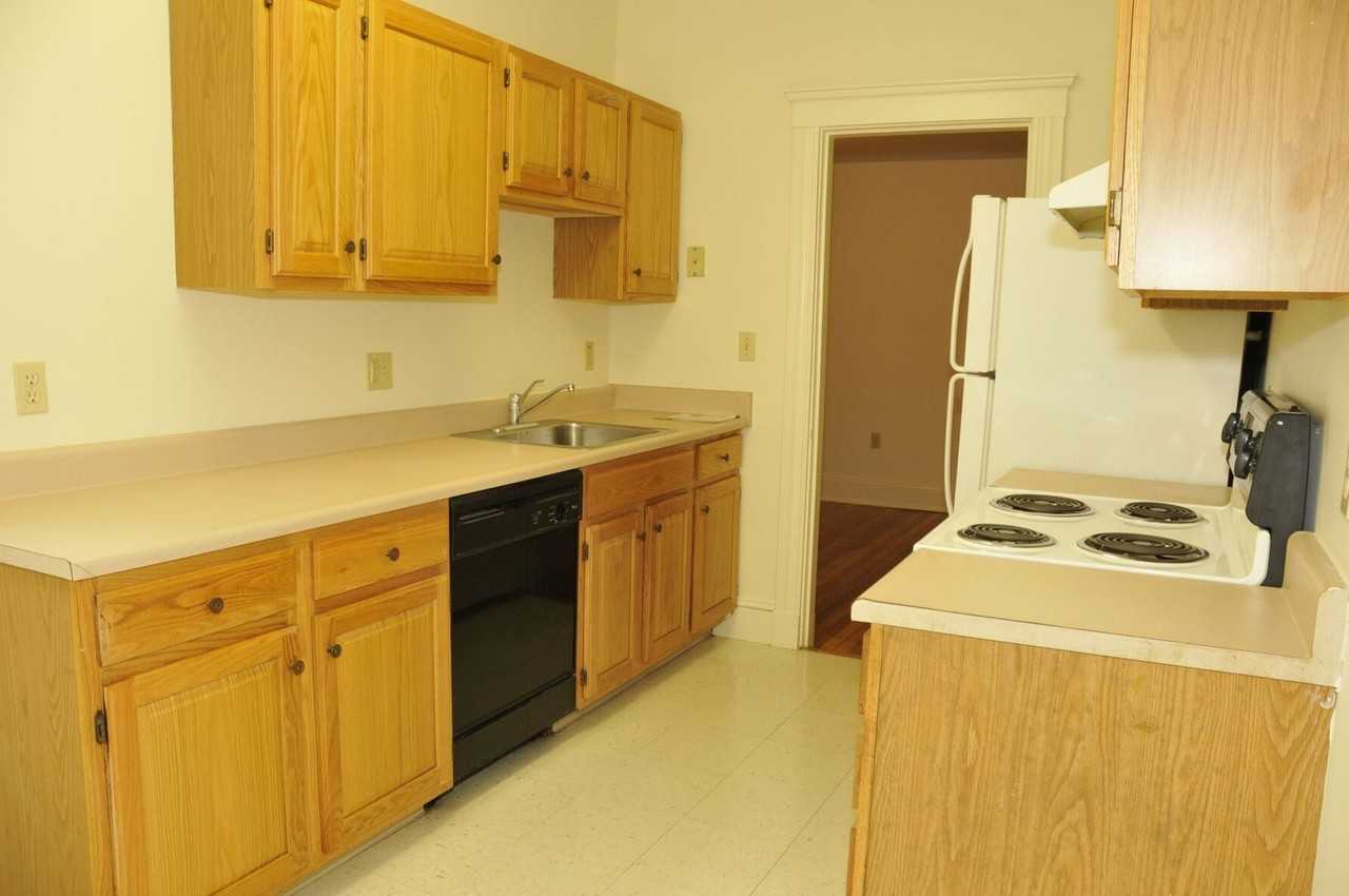 Seaver St #1 - Photo 3 of 10