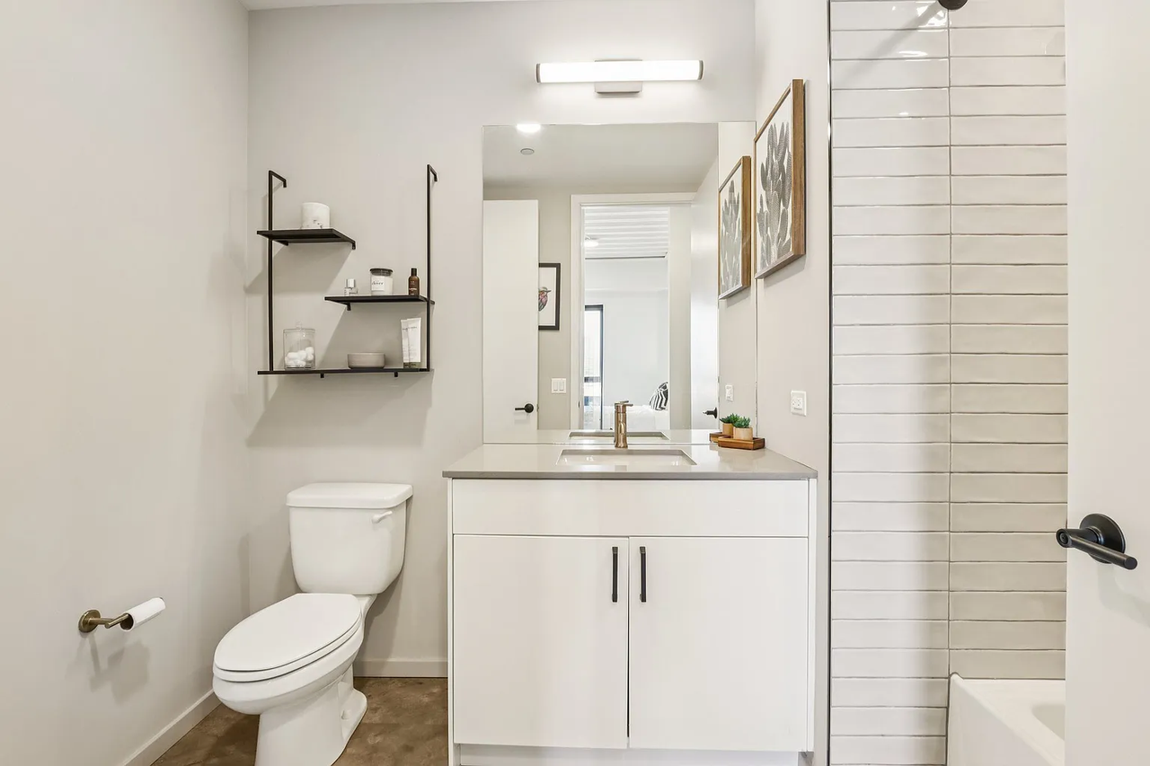 1222 W Jackson Blvd #804 - Photo 4 of 50