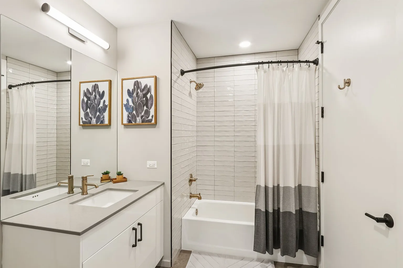 1222 W Jackson Blvd #804 - Photo 6 of 50