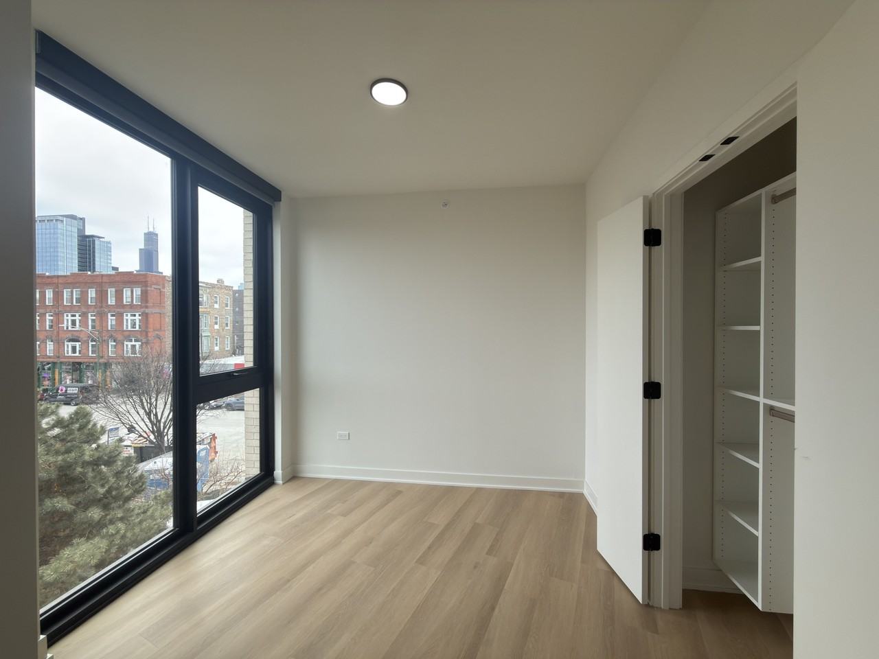 1100 W Grand Ave #207 - Photo 4 of 15