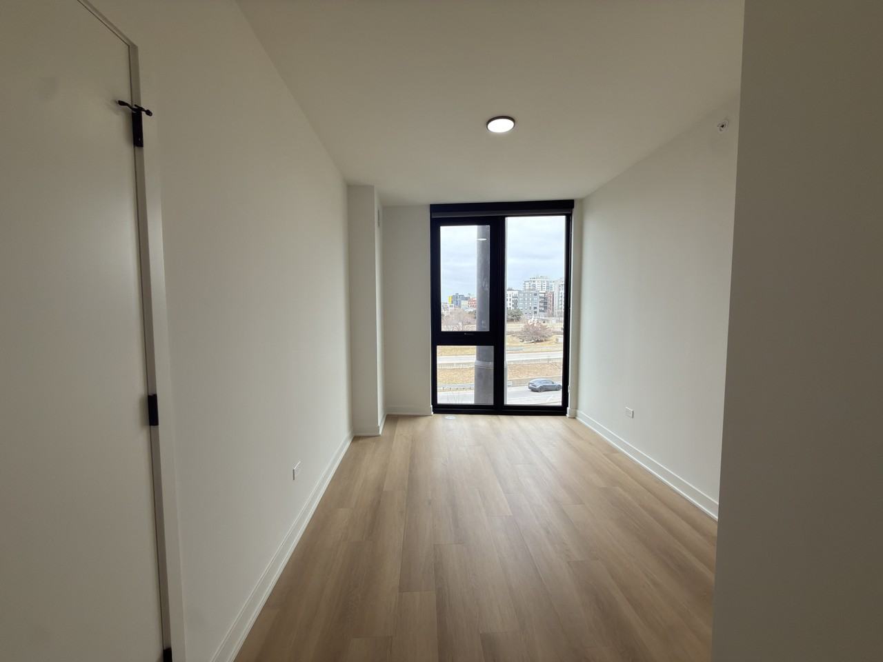 1100 W Grand Ave #207 - Photo 6 of 15