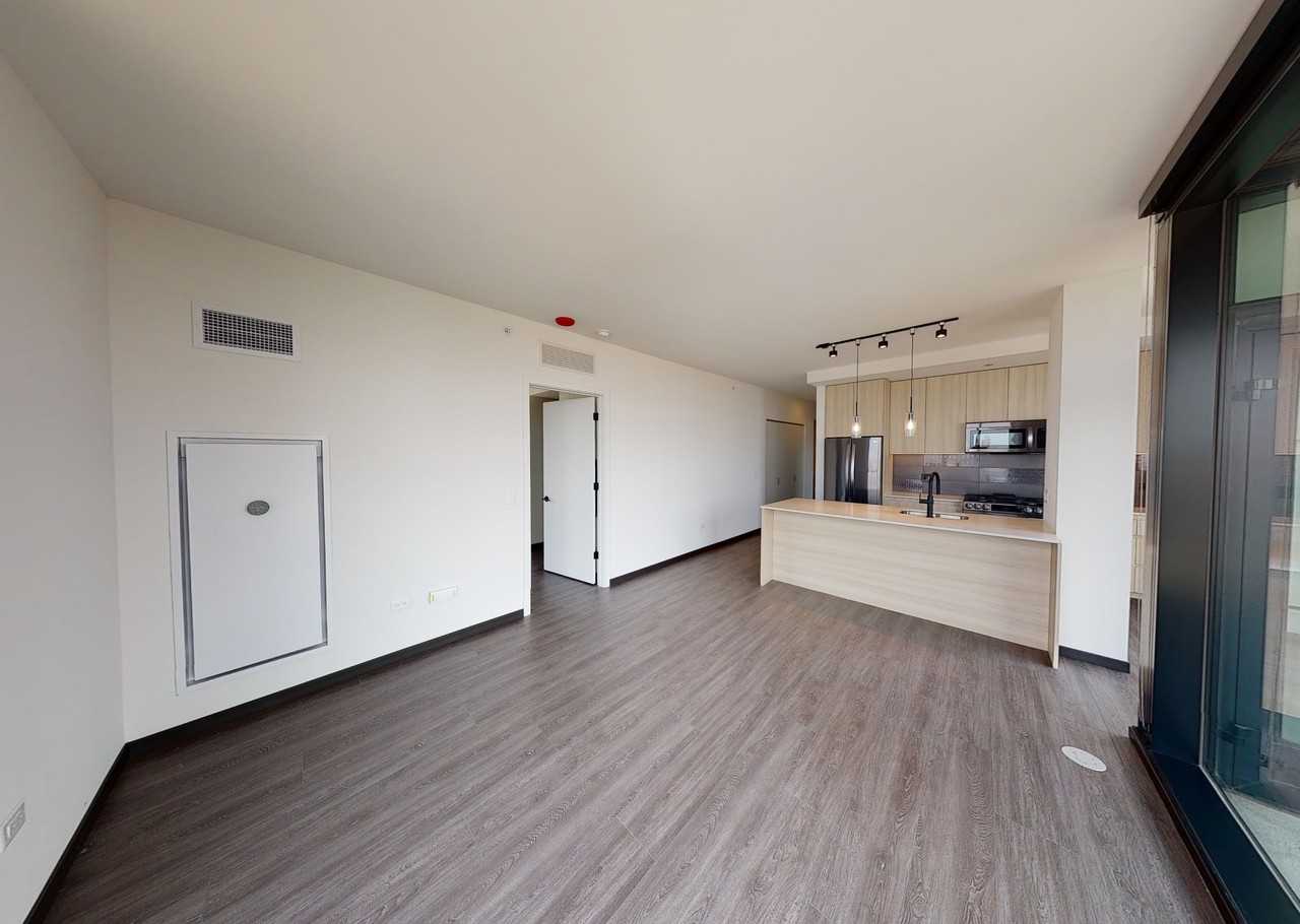 1266 W Randolph St #1803 - Photo 3 of 38