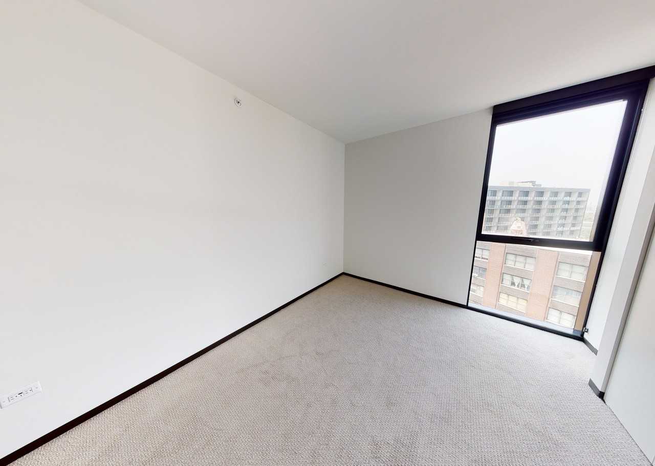 1266 W Randolph St #1803 - Photo 7 of 38