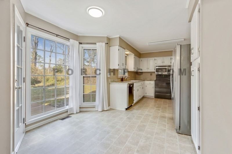 4365 Burnleigh Chase Ne - Photo 6 of 29