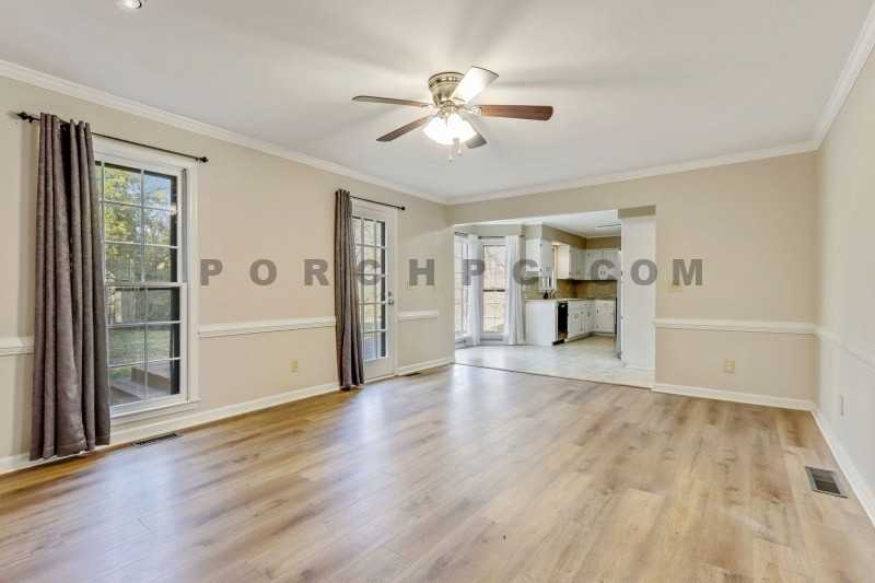 4365 Burnleigh Chase Ne - Photo 7 of 29