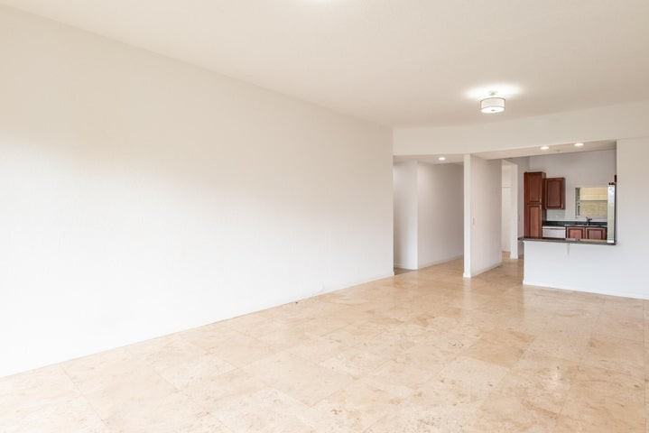 1650 Presidential Way - Photo 6 of 9