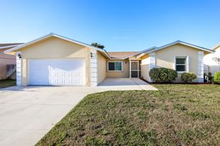 9429 Saddlebrook Dr - Photo 1 of 1