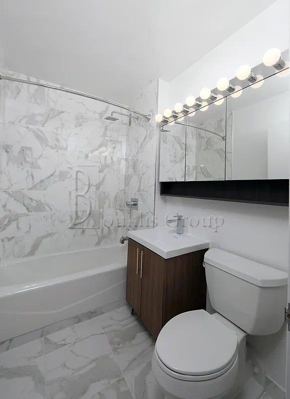 Water St #2701 - Photo 7 of 8