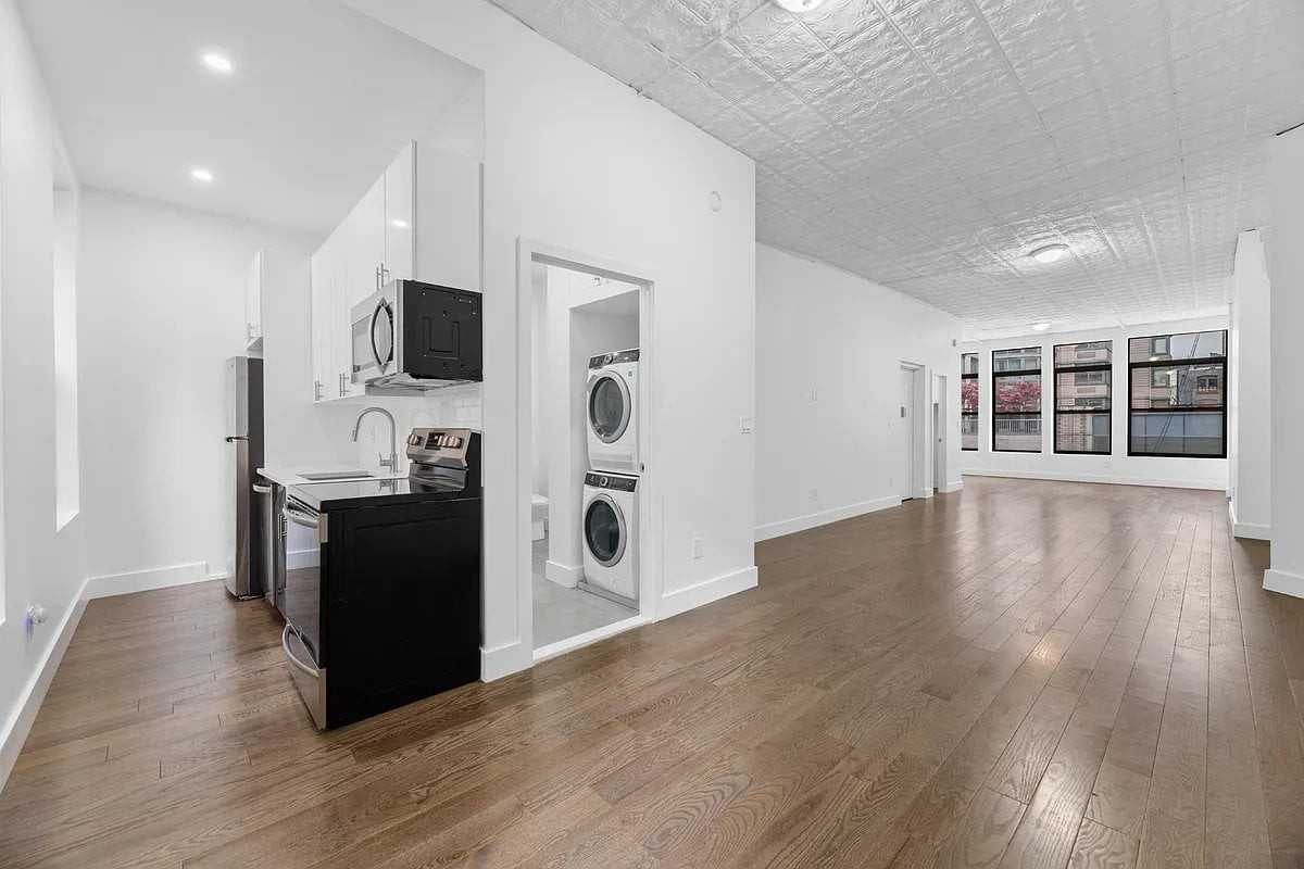 52 W 27th St #3 - Photo 7 of 8