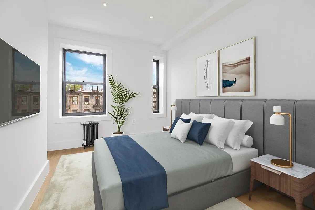 207 E 4th St #4A - Photo 2 of 4