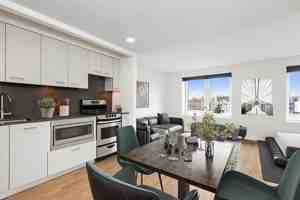 featured image of 3157 31st St #320