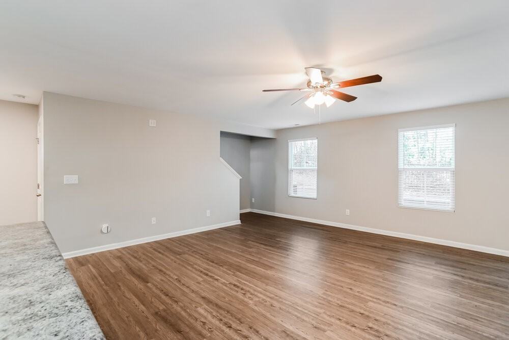 1603 Joseph Hewes Ct - Photo 4 of 17