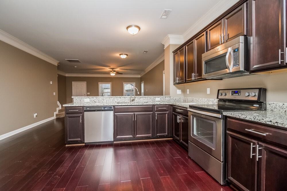 2232 Dale View Dr - Photo 7 of 17