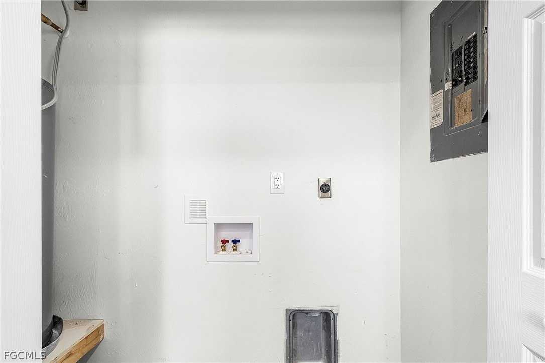 527 Se 6th Ave Apt B - Photo 7 of 25