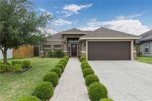 featured image of 3816 Teal Ave