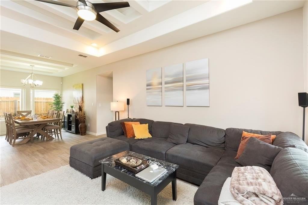 3816 Teal Ave - Photo 3 of 12