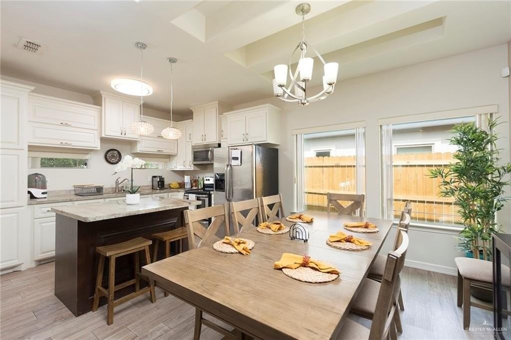 3816 Teal Ave - Photo 5 of 12