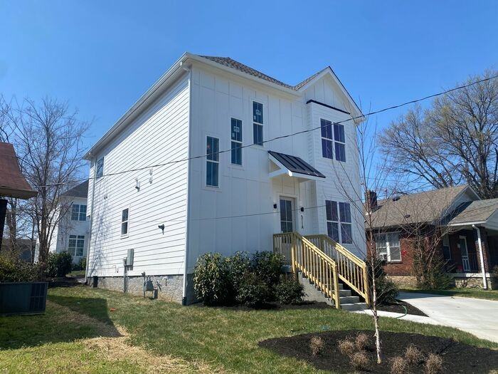 511 19th Ave N - Photo 3 of 29