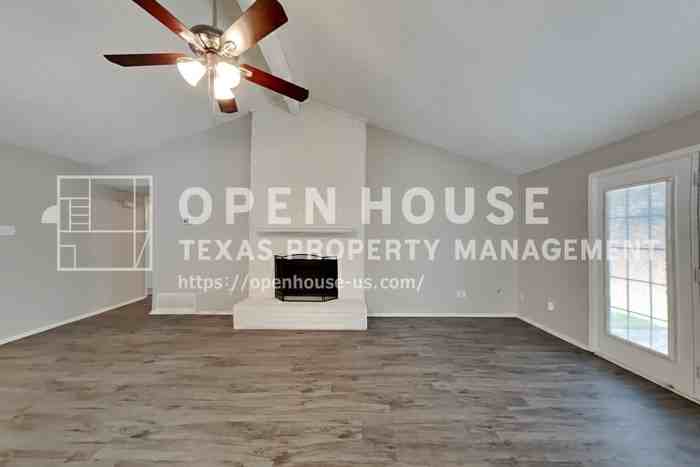 3501 Solano Dr - Photo 6 of 20