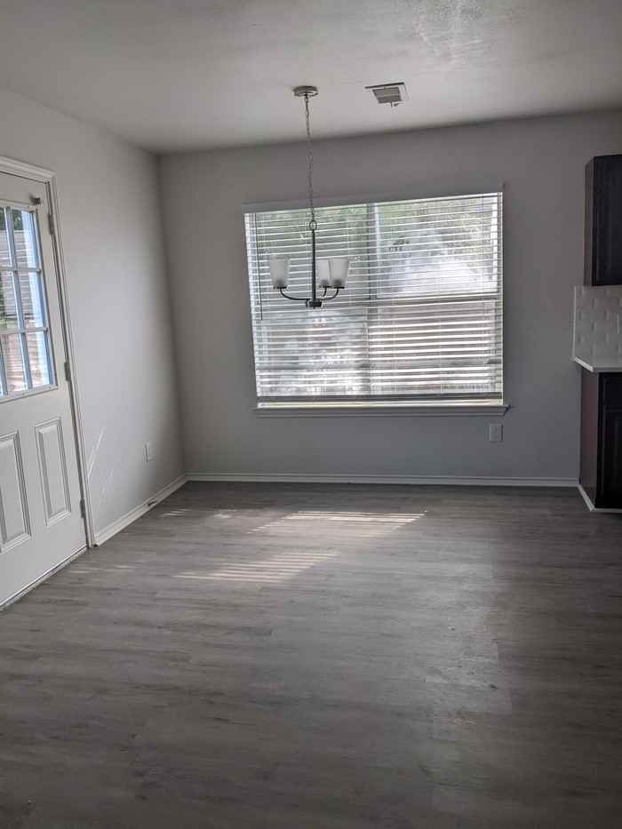 9927 Bilbrook Pl Unit B #B - Photo 3 of 19